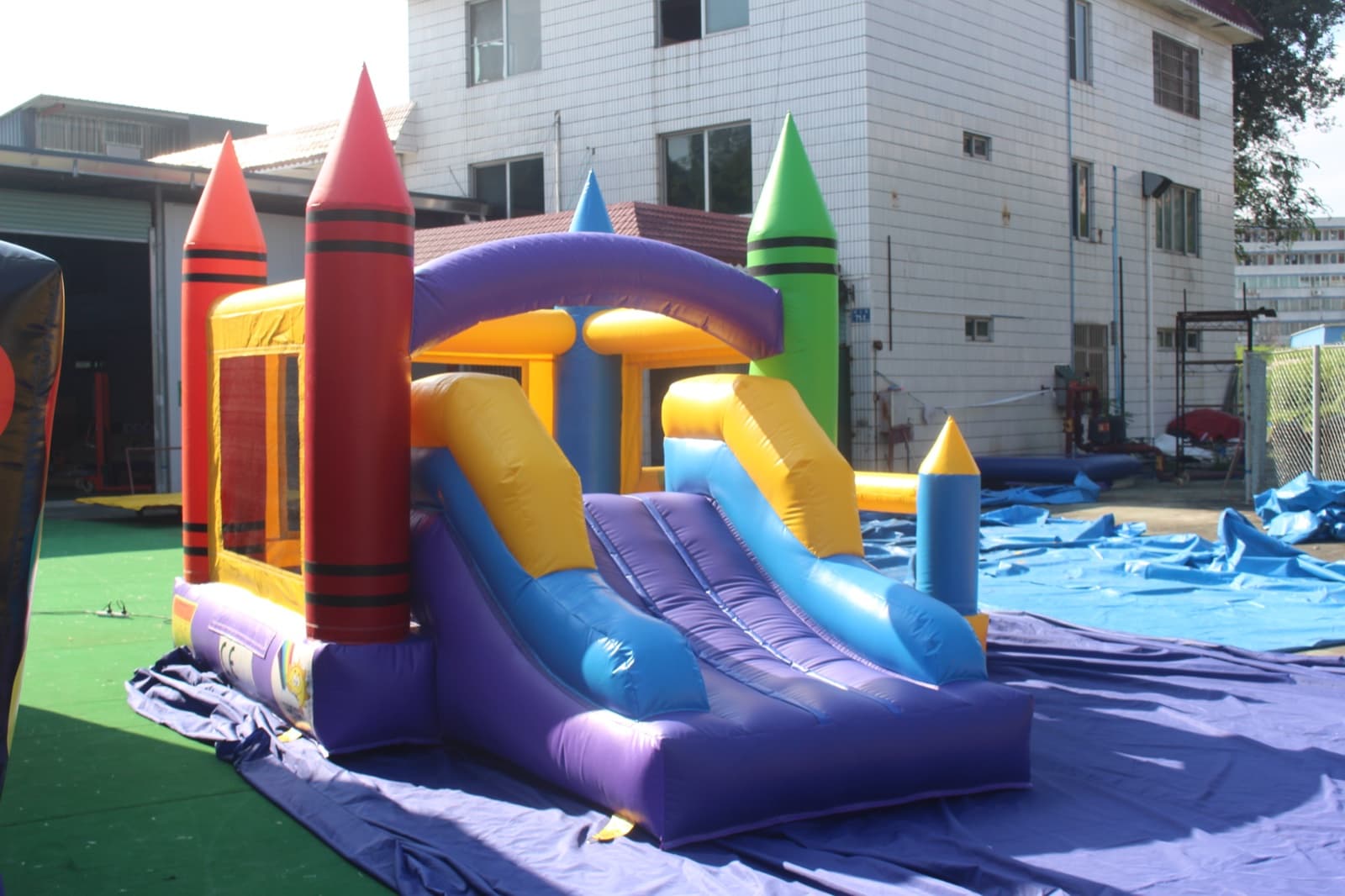 Bouncing castle model 10