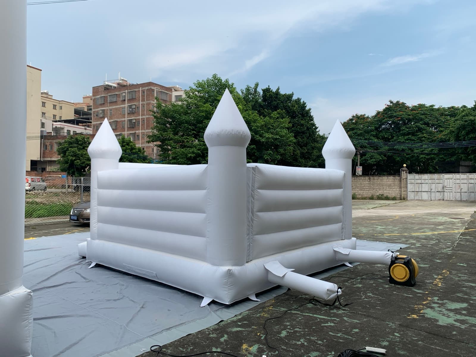 Bouncing castle model 12